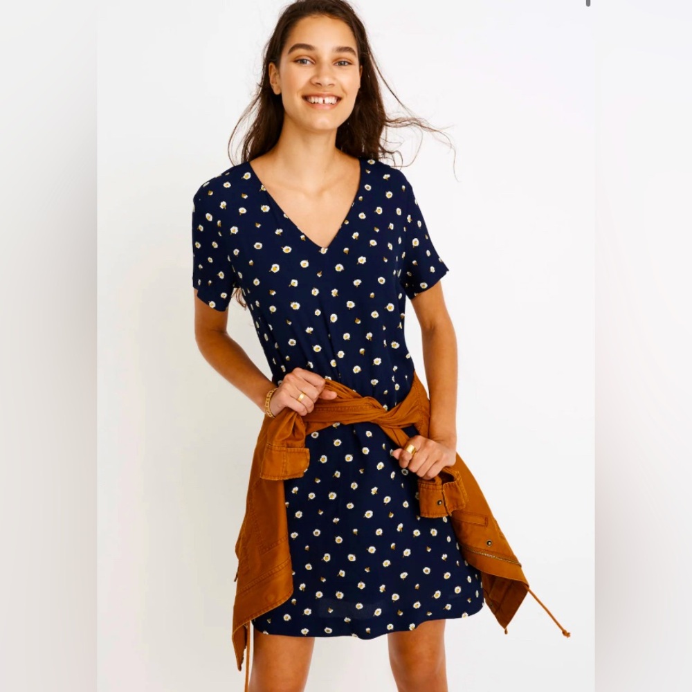 Madewell button back shift dress - L